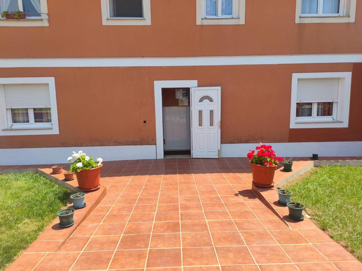 Apartamentos Turisticos Lemos O Pedrouzo Exterior foto